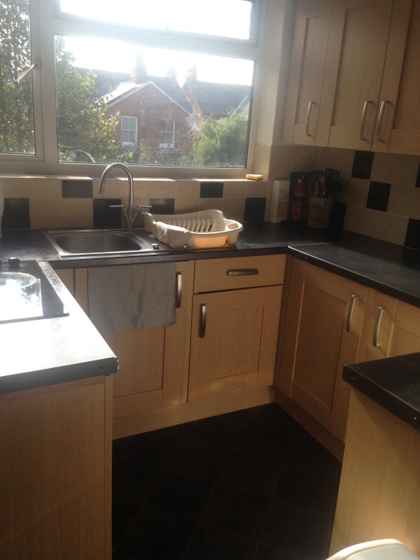 Room Croft Close in Braintree