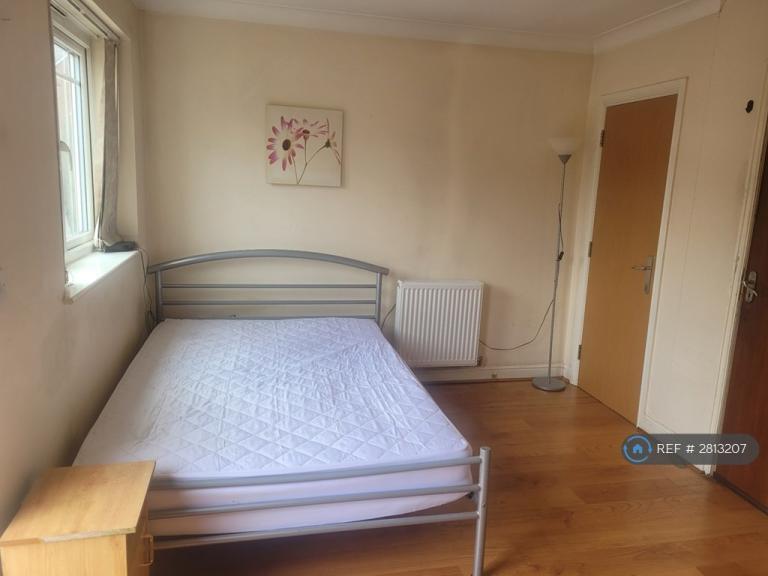 Room Chorlton Road in Manchester