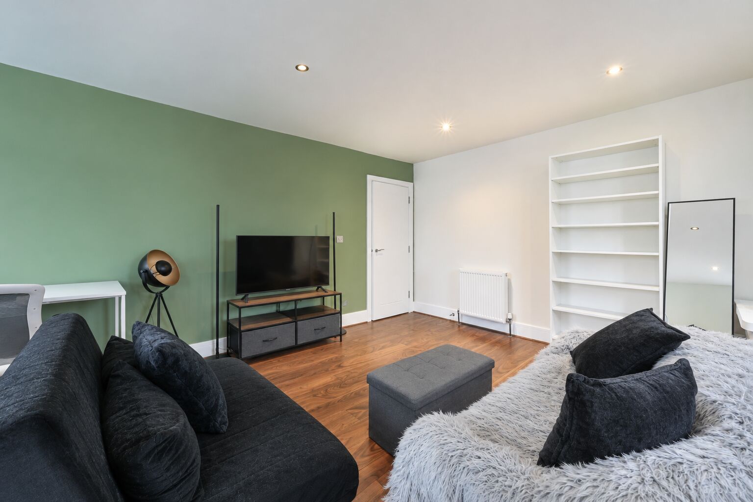 Flat GB 17 in Chatham