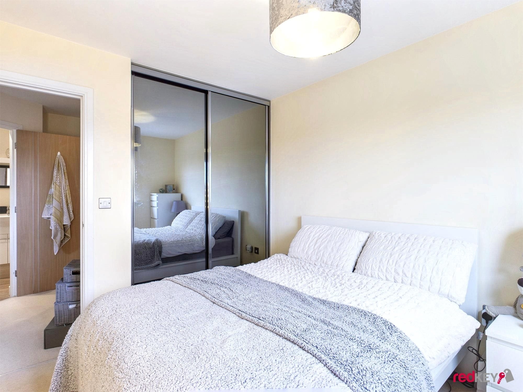 Flat Ariel Close in Newport