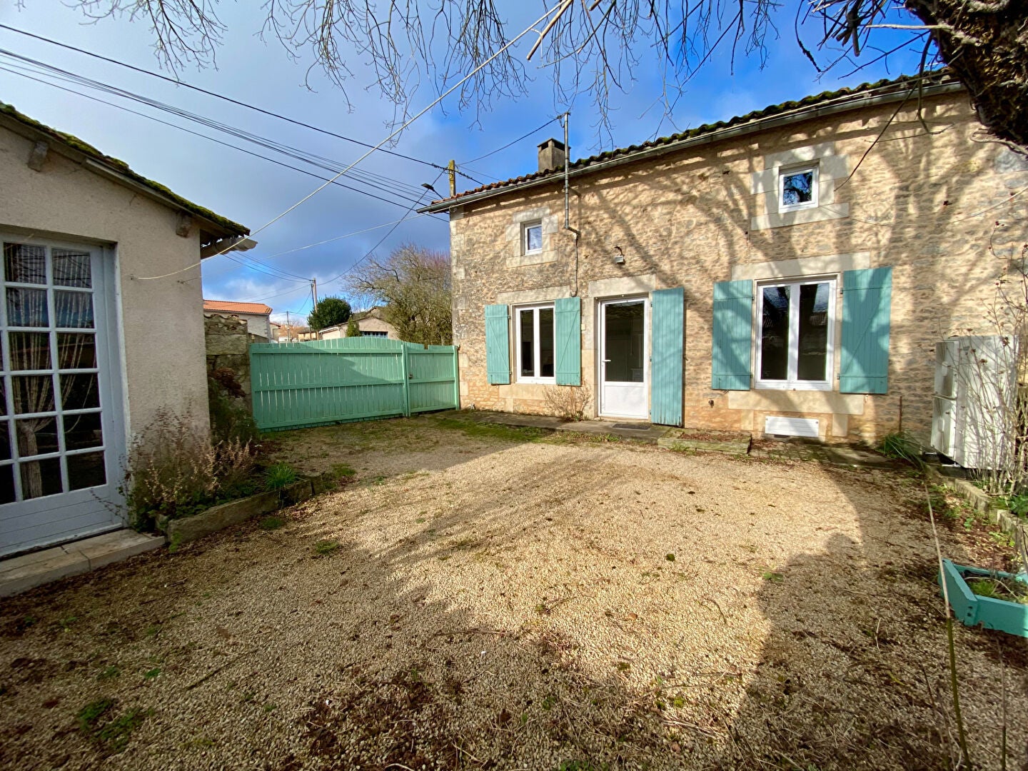 House D 27 in Voulon