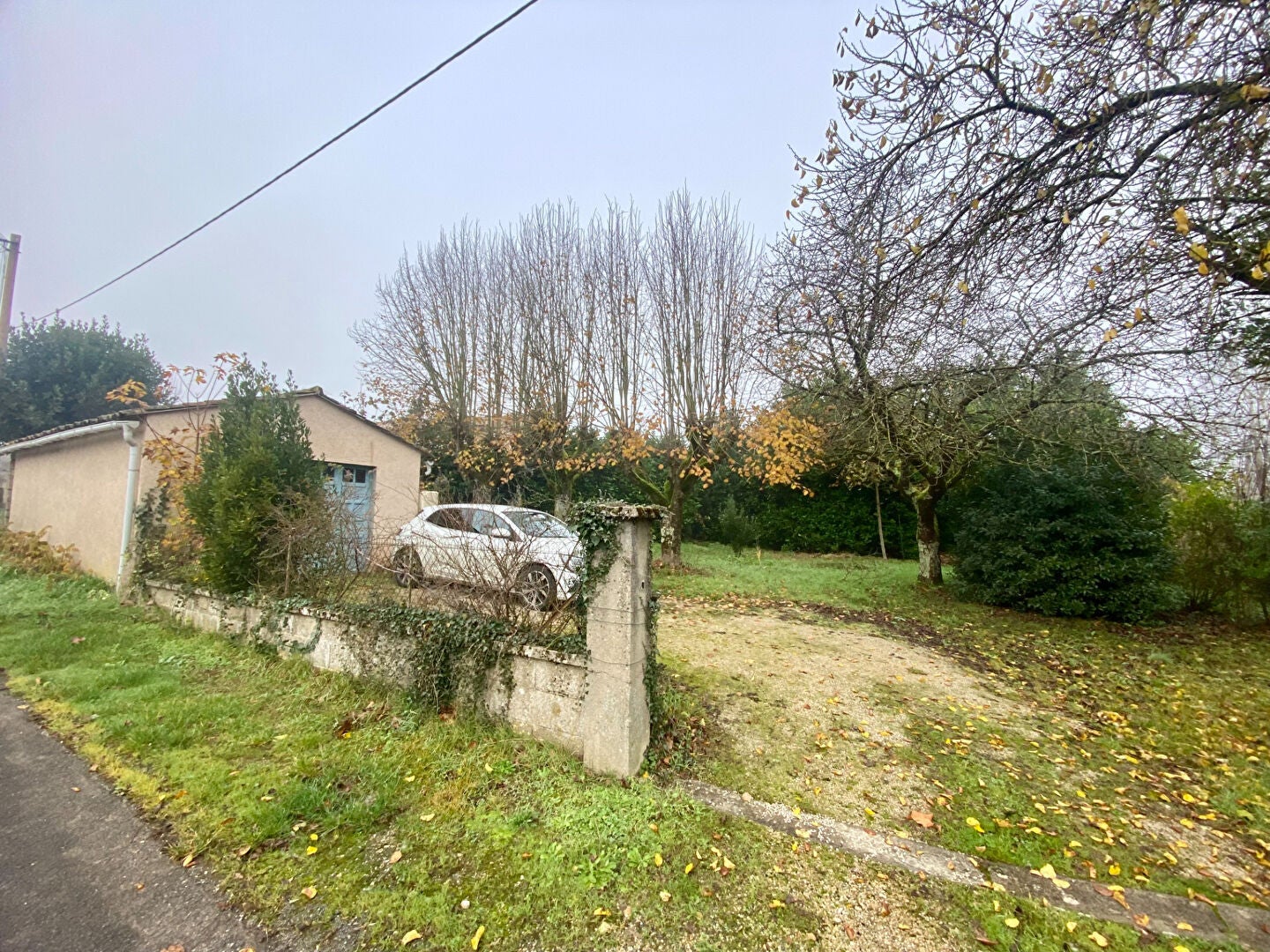 House D 27 in Voulon