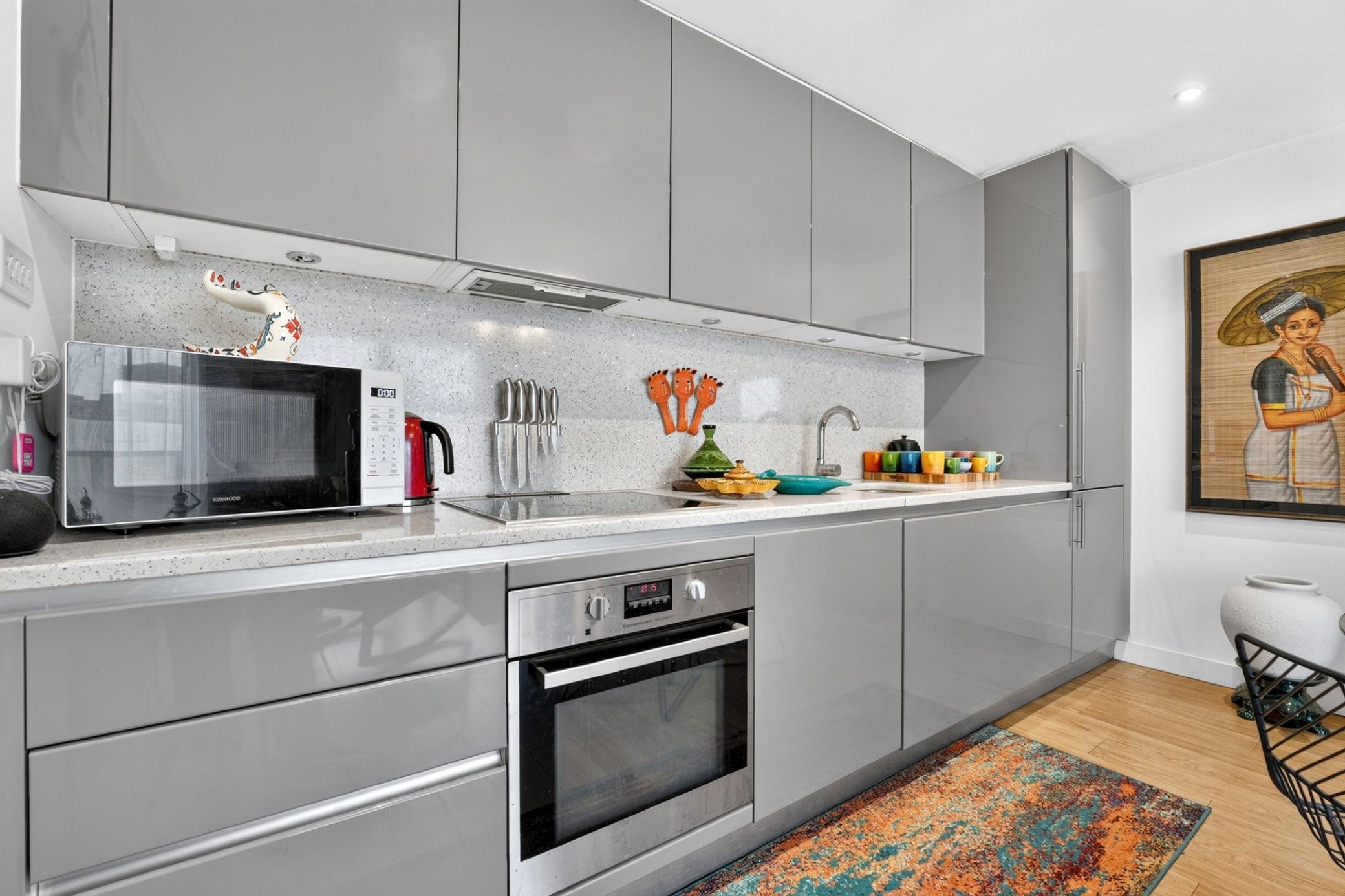 Flat Chadwell Lane in Greater London