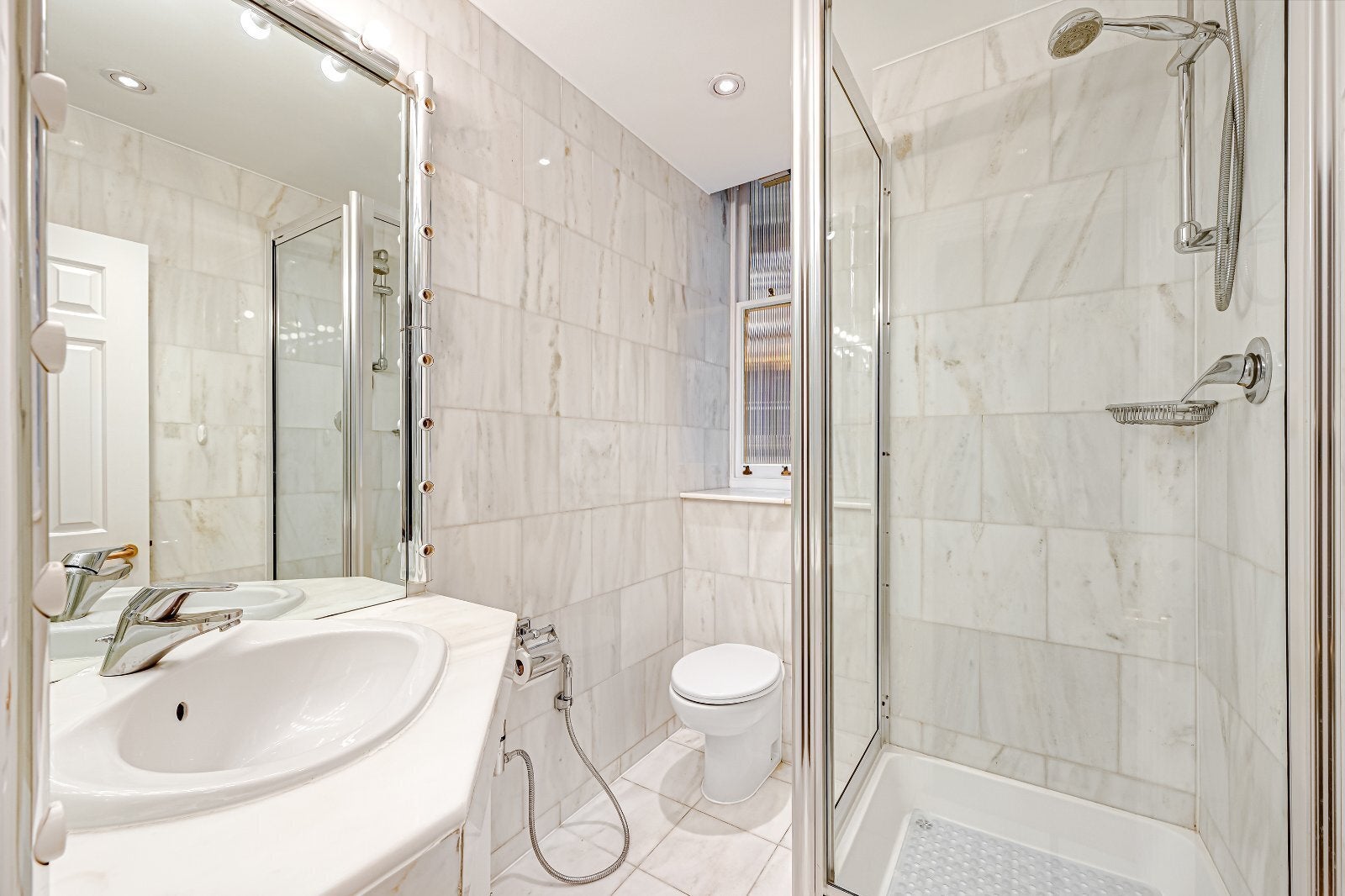 Flat Brompton Road in Greater London
