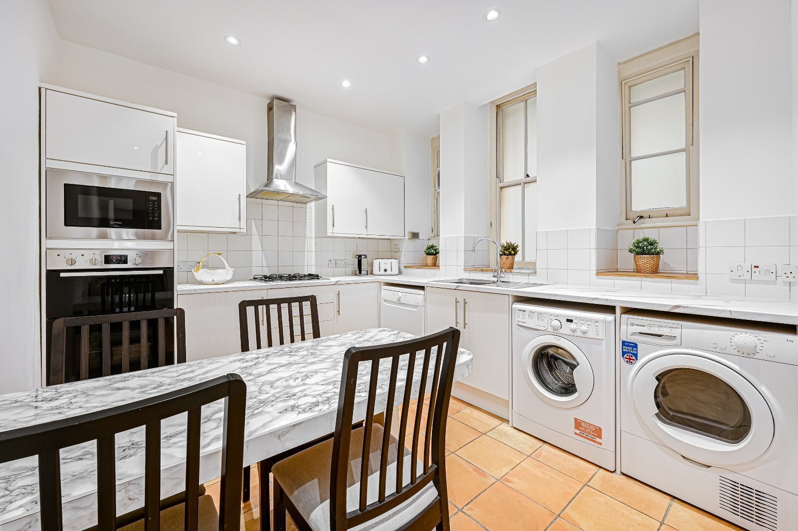 Flat Brompton Road in Greater London