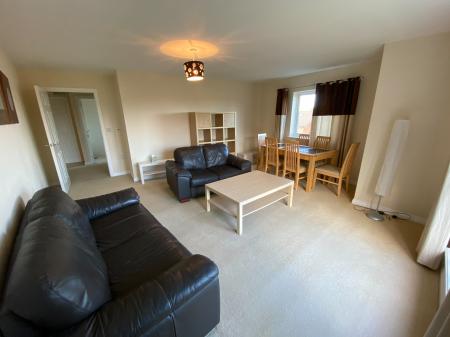 Flat Florey Court in Swindon