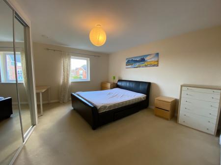 Flat Florey Court in Swindon