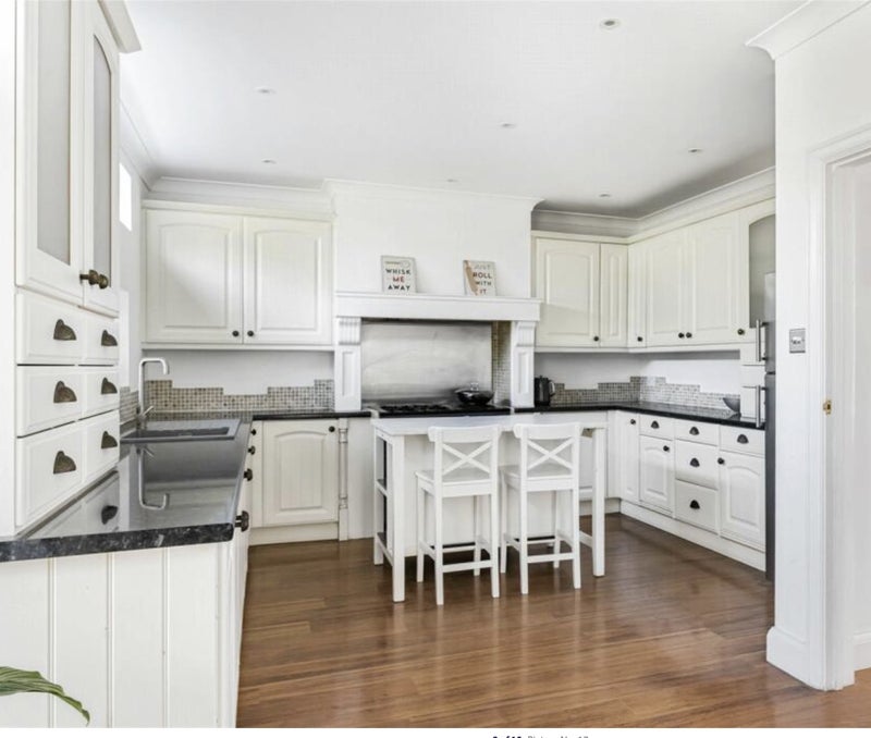 Room New Farm Avenue in Greater London