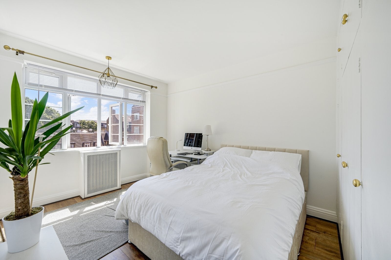 Flat Logan Place in Greater London