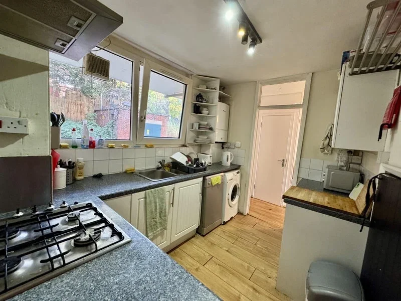 Room Sherfield Gardens in Greater London