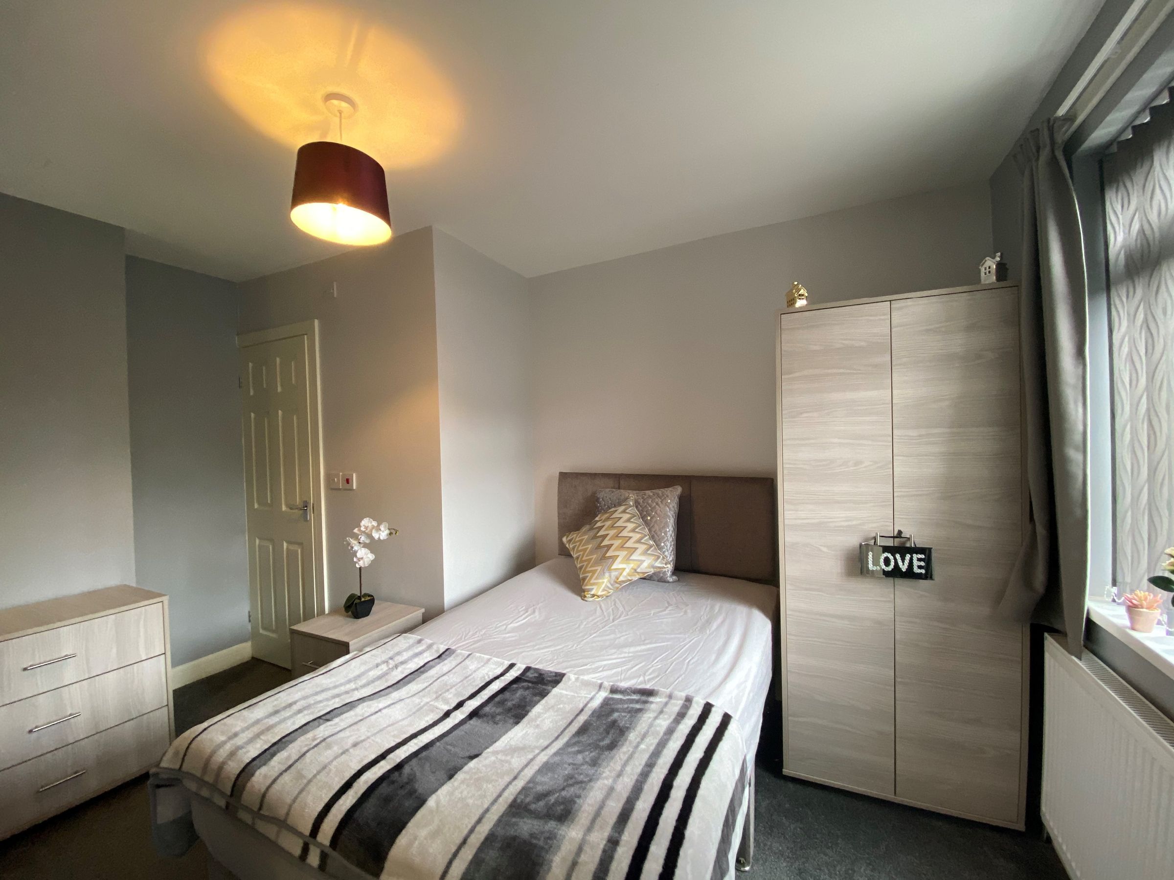 Flat Haslam Road in Doncaster