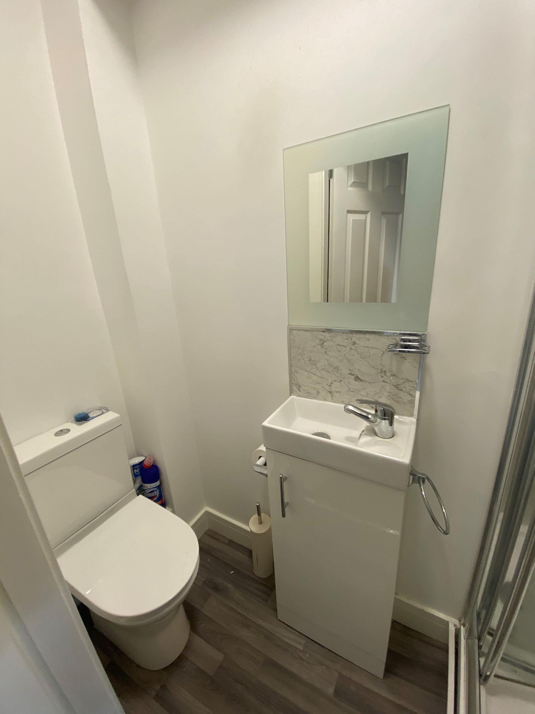 Flat Haslam Road in Doncaster