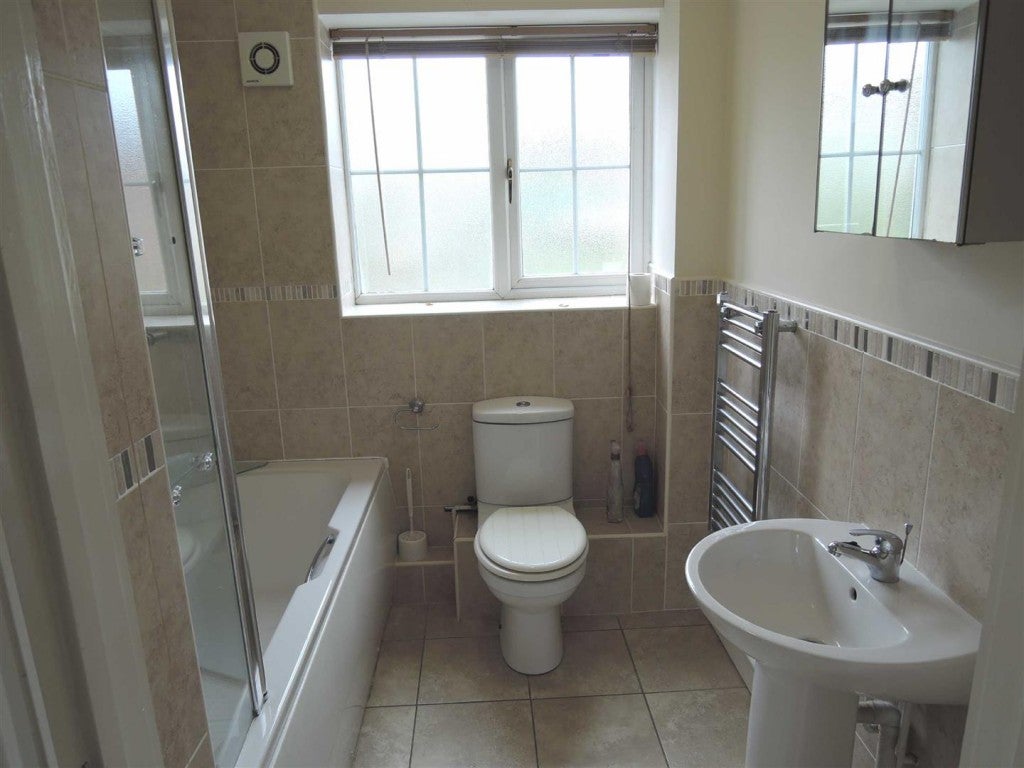 Flat Platts Road in Dudley