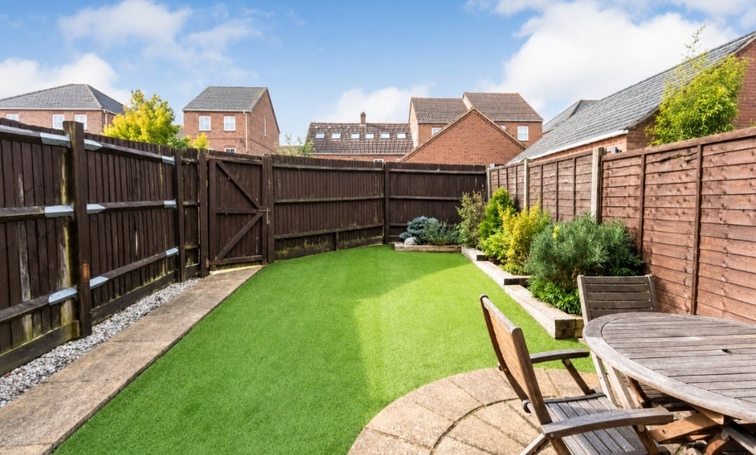 House Whitgift Close in Basingstoke and Deane