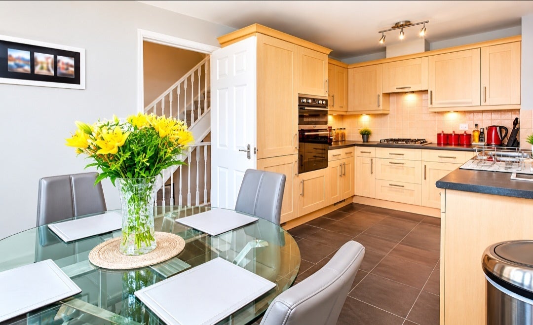 House Whitgift Close in Basingstoke and Deane