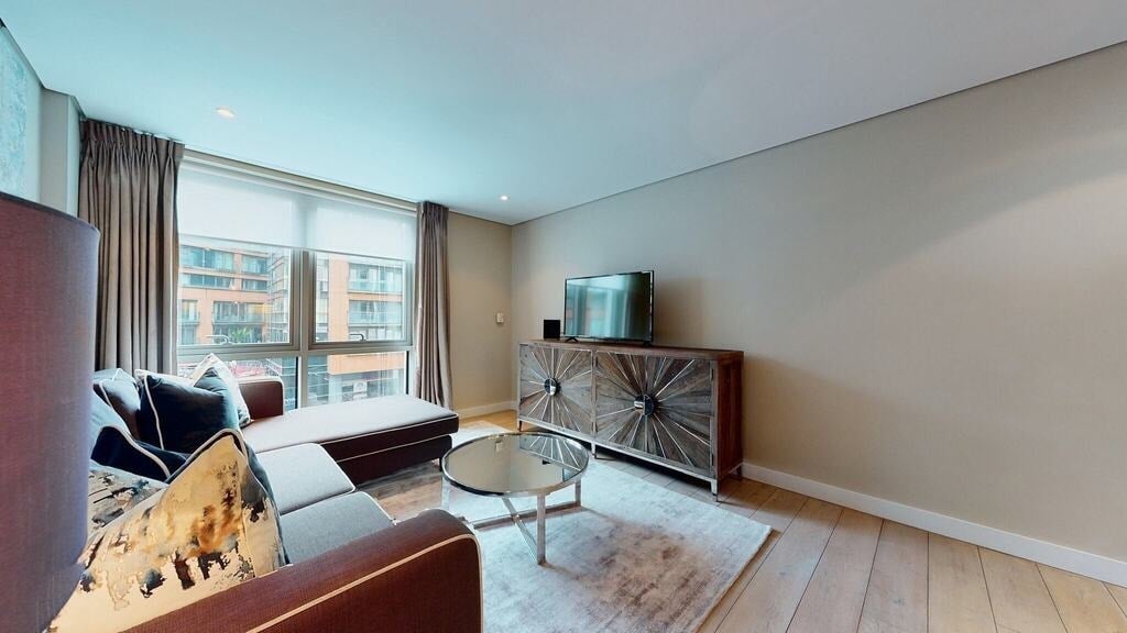 Flat Merchant Square in City of Westminster