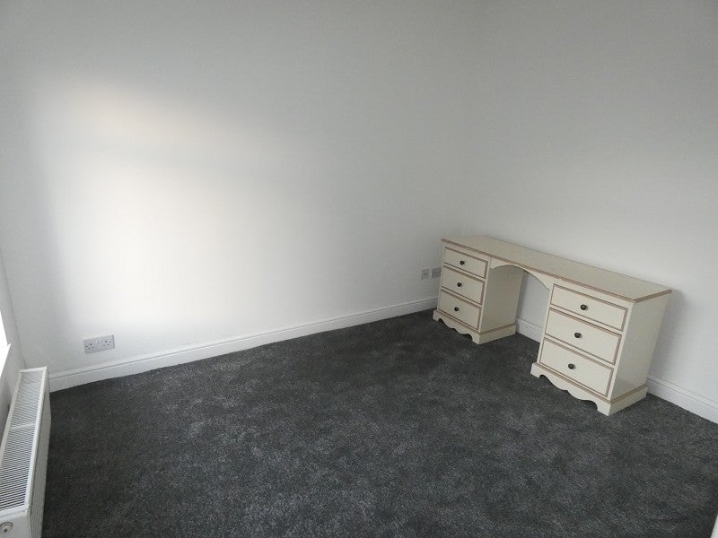 House Pantyrheol in Neath