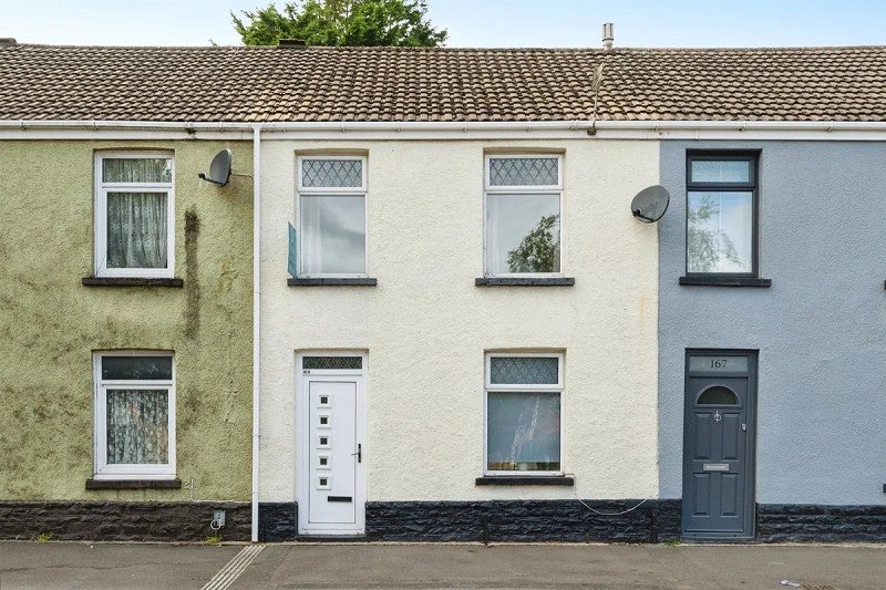 House Pantyrheol in Neath
