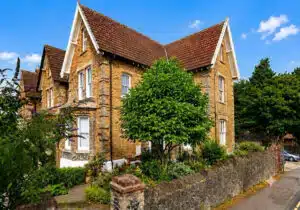 Flat Epsom Road in Guildford