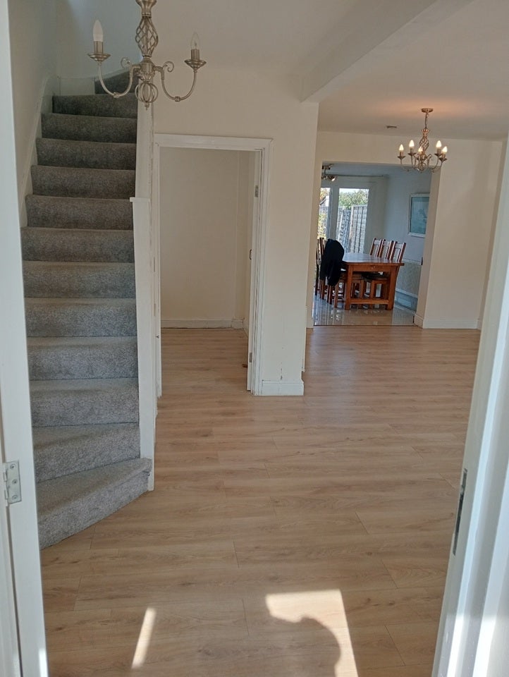 House Molesey Avenue in Elmbridge