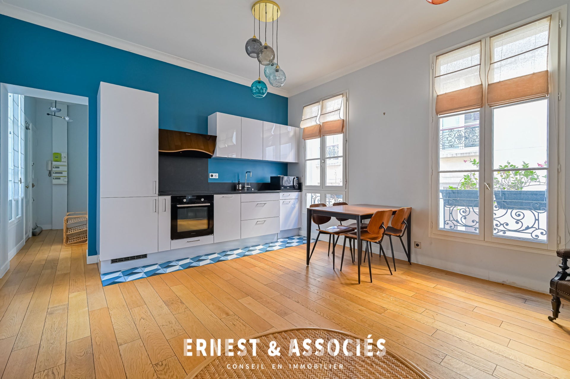 Flat Rue Saint-Vincent de Paul in Paris