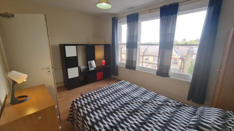 Flat Lordship Lane in Greater London
