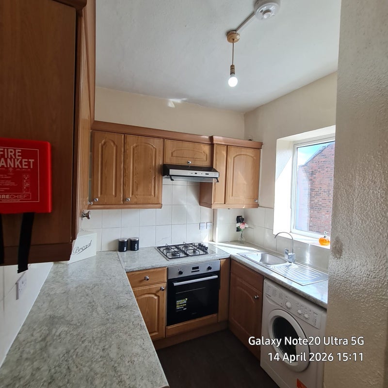 Flat Lordship Lane in Greater London