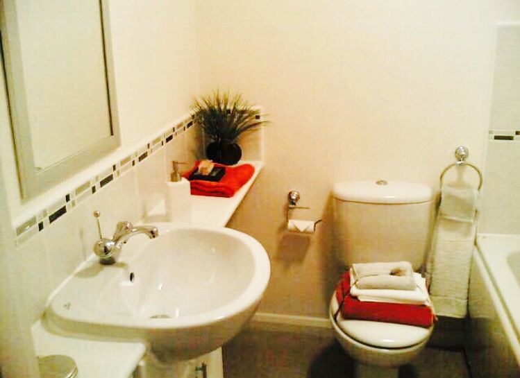 Room Leominster Road in Birmingham