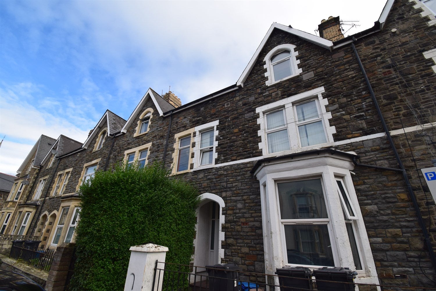 Flat Piercefield Place in Cardiff
