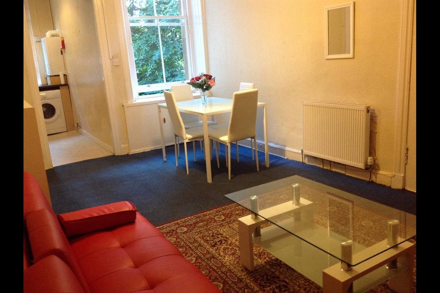 Flat Polwarth Gardens in City of Edinburgh