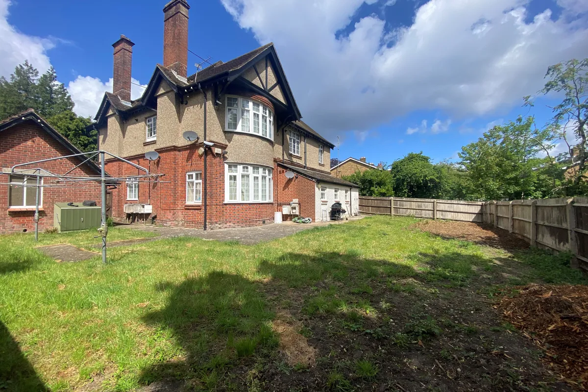 Flat Dalmally Gardens in Southampton