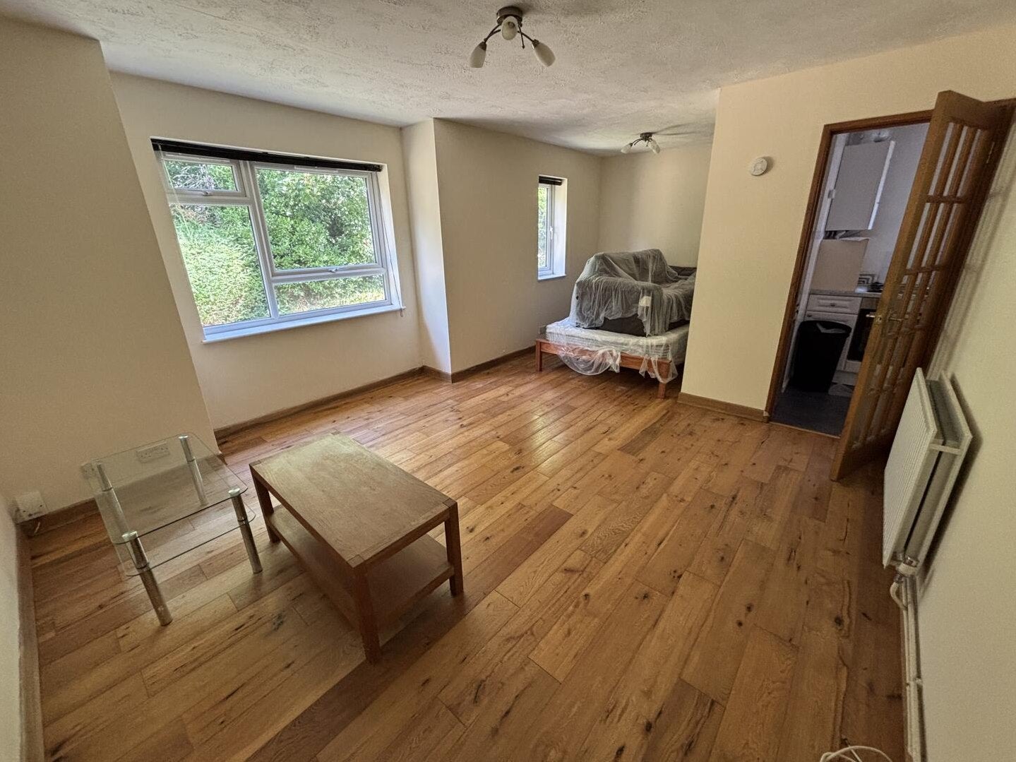 Flat Montana Close in Greater London