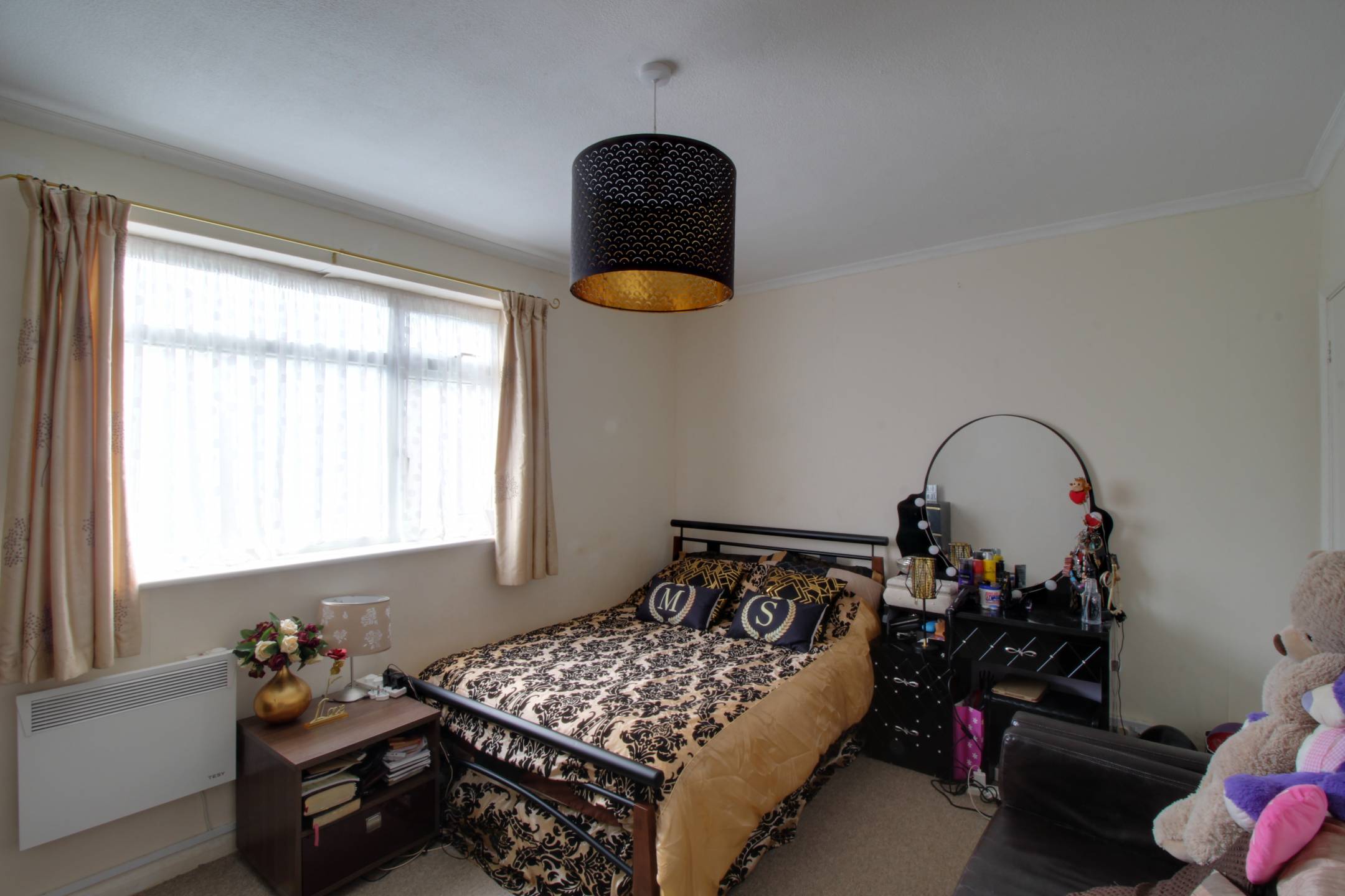 Flat Waldronhyrst in Greater London