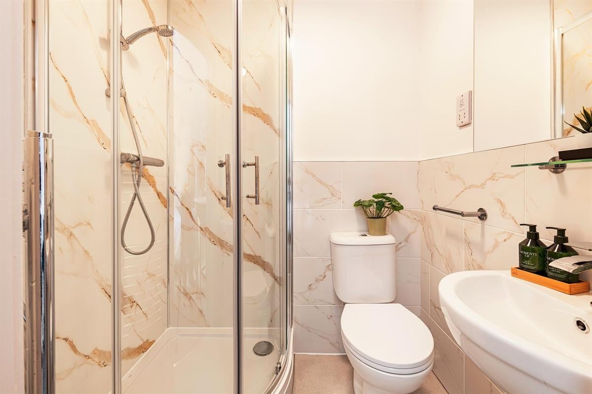 Room Colwick Road in Nottingham