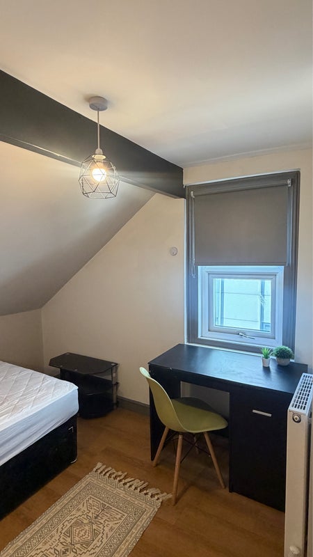 Room Borough Road in Middlesbrough