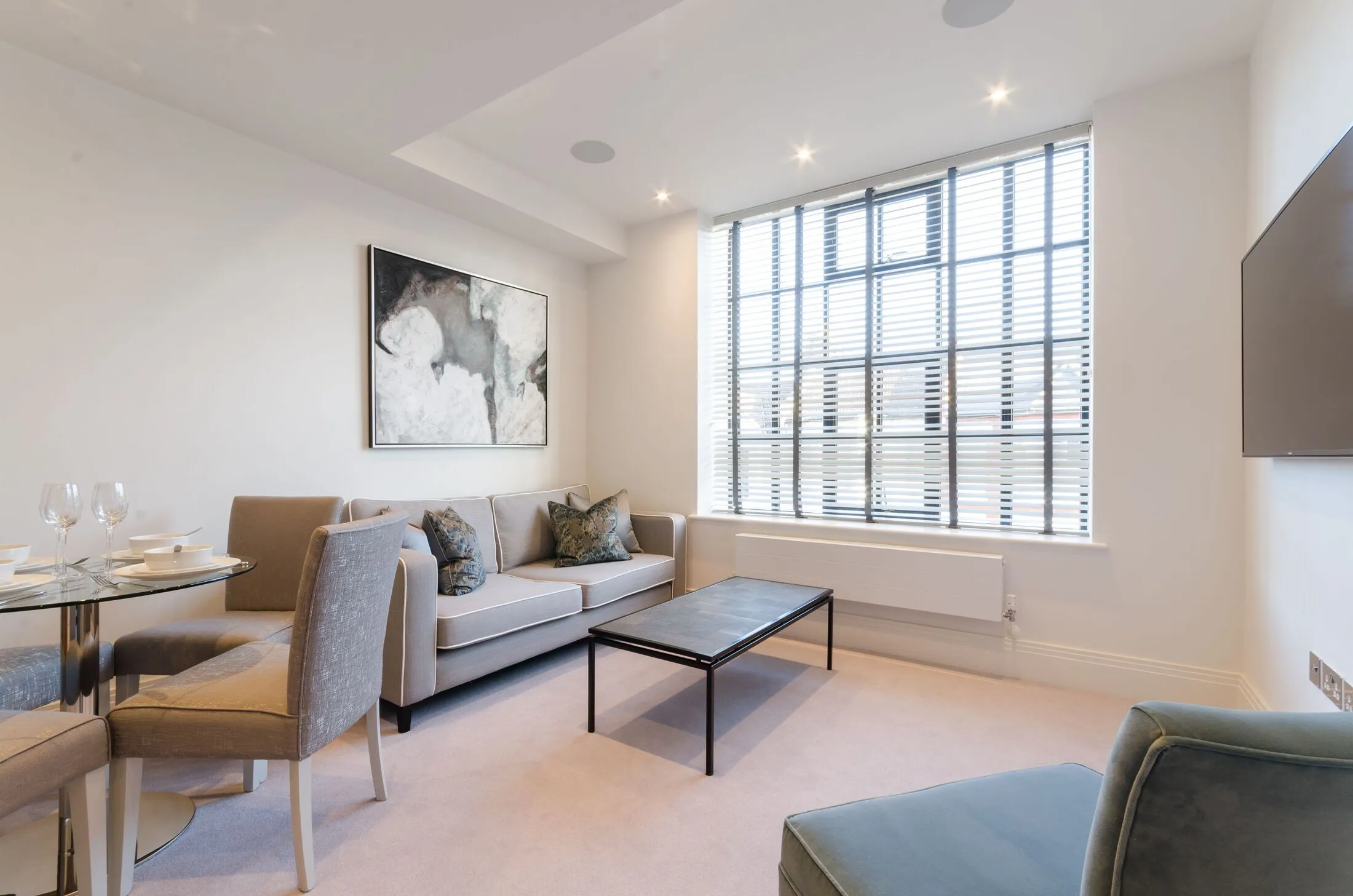 Flat Rainville Road in Greater London