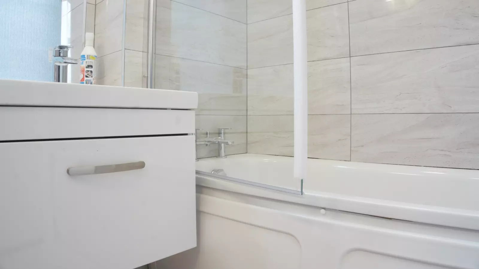 Room Jasper Walk in Greater London