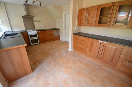 Flat Castleford Avenue in Grimsby