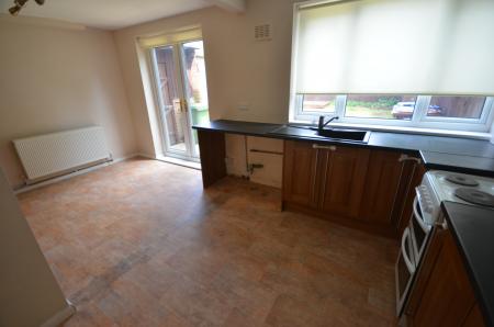 Flat Castleford Avenue in Grimsby