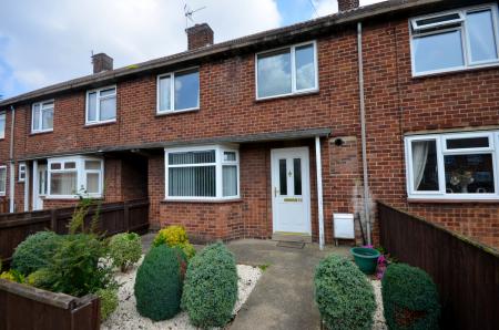 Flat Castleford Avenue in Grimsby