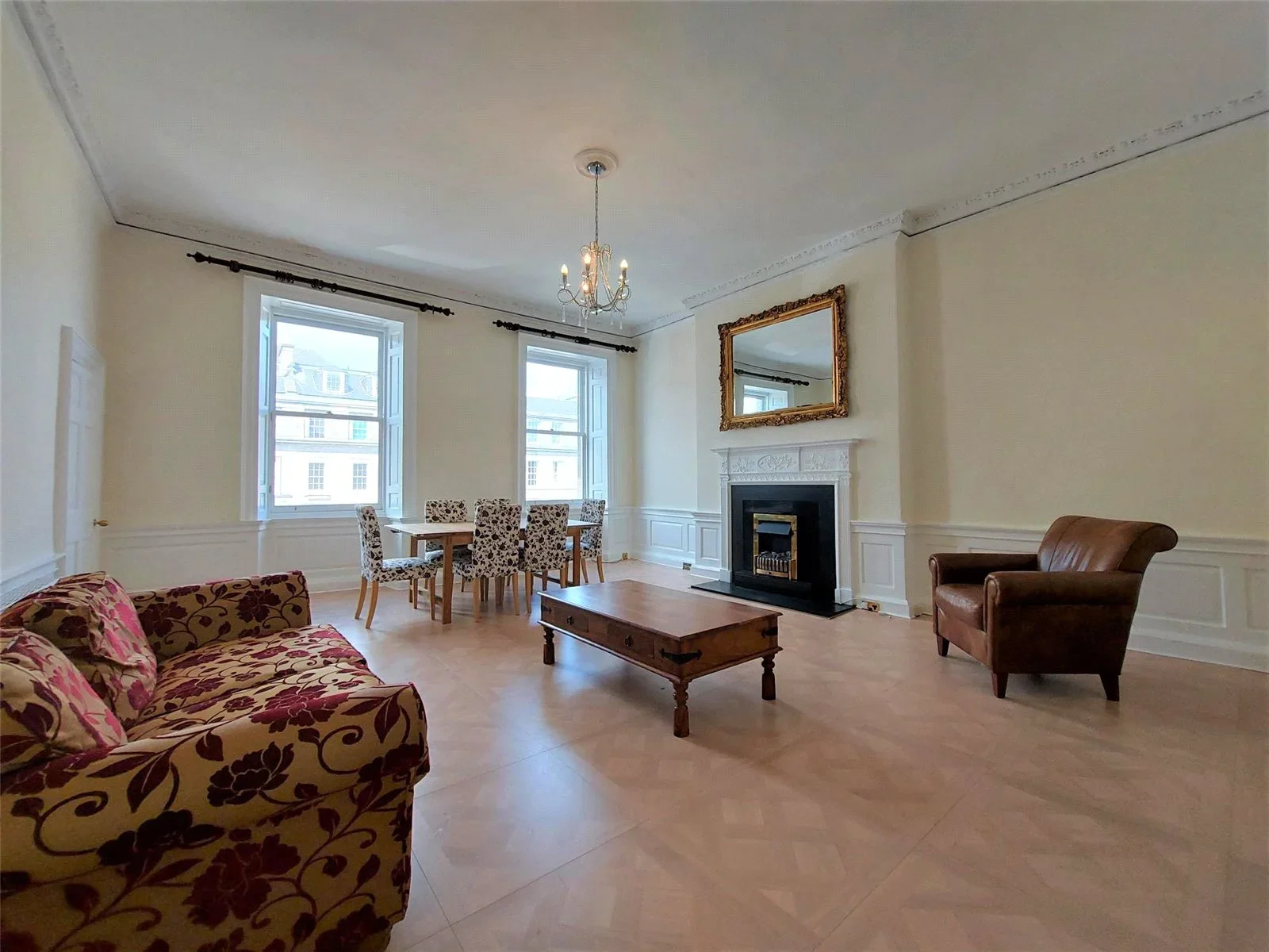 Flat George Street in City of Edinburgh