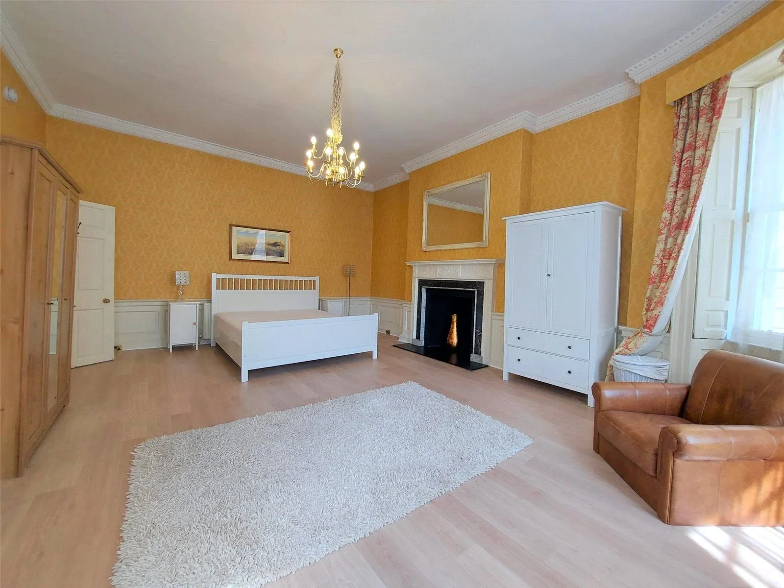 Flat George Street in City of Edinburgh