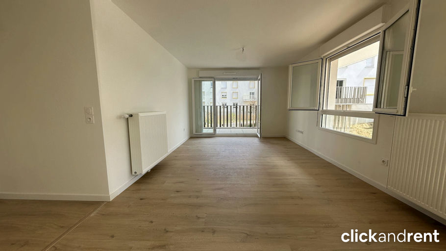 Flat Rue Chabrol in La Courneuve