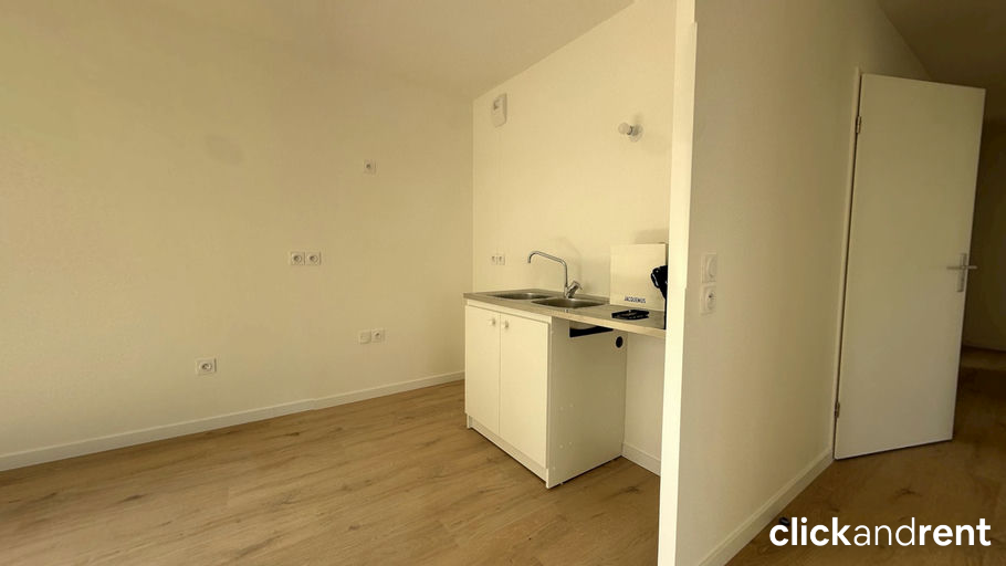 Flat Rue Chabrol in La Courneuve