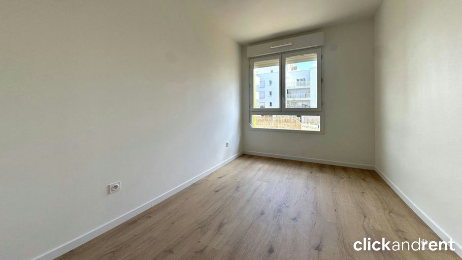 Flat Rue Chabrol in La Courneuve