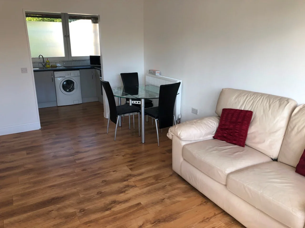 Flat Porlock Way in Greater London