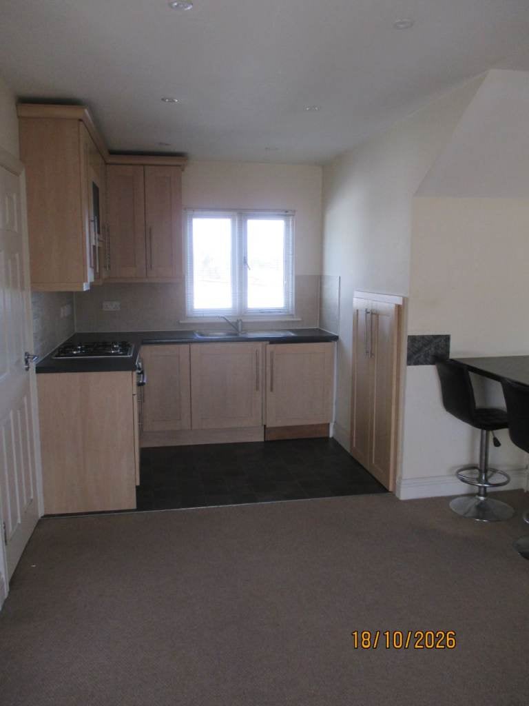 Flat Springbank Road in Greater London