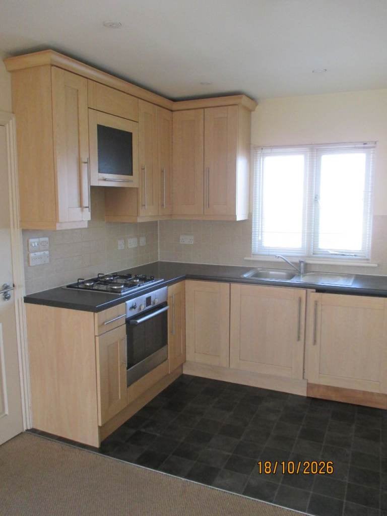 Flat Springbank Road in Greater London