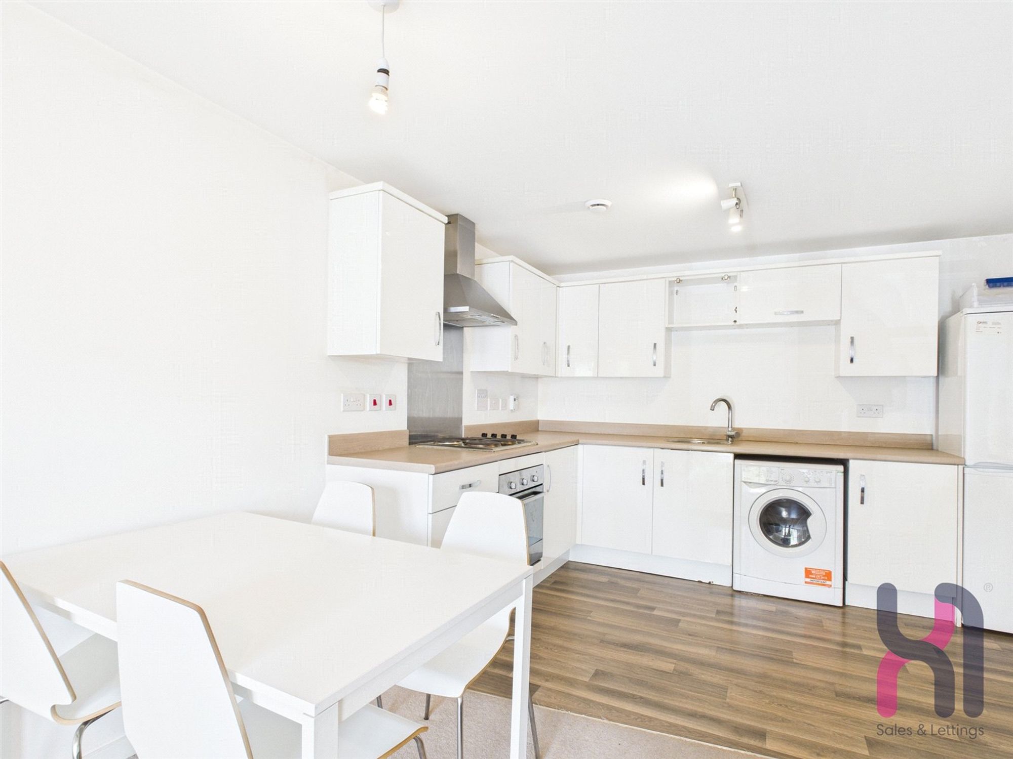 Flat Elmira Way in Salford