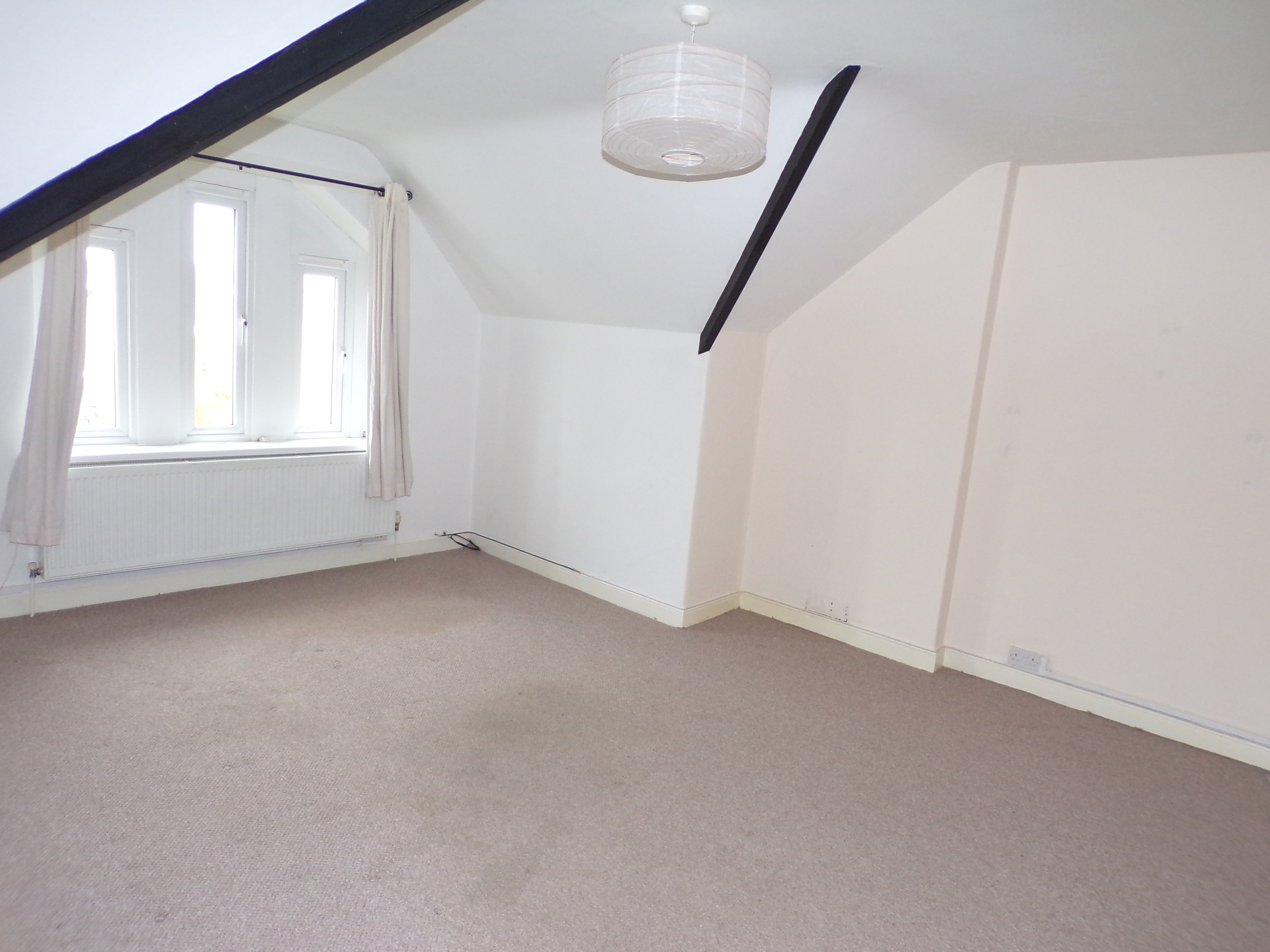 Flat Clarence Grove Road in Weston-super-Mare